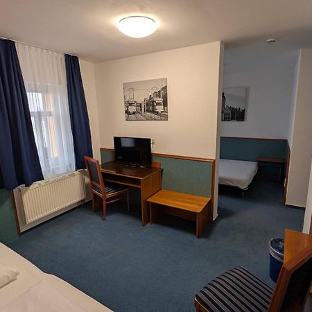 Hotel Am Bayrischen Platz Leipzig Exteriör bild