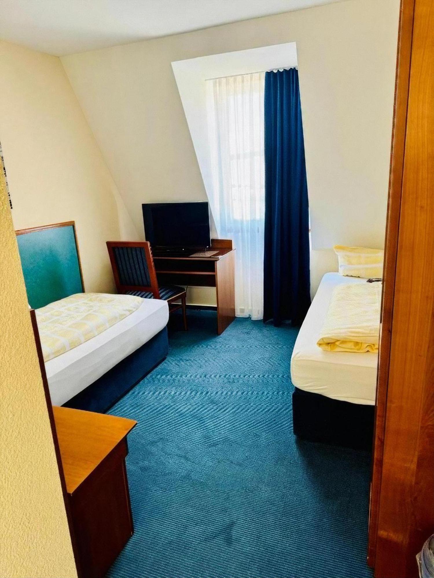 Hotel Am Bayrischen Platz Leipzig Rum bild